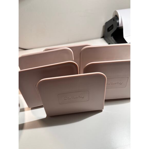 Caraway Magnetic 3 In Set Pot Pan Lid Holder Organizer Storage Dividers - Picture 4 of 6